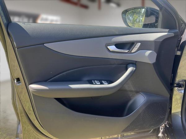 MG S5 EV Luxury Long Range