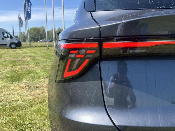 MG S5 EV Luxury Long Range