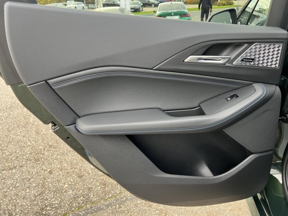 BMW 220 d M-Sport +++UPE: *59120,00,--+++