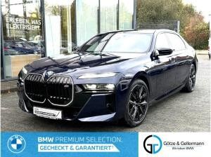 BMW i7 M70 xDrive //Automatiktüren B&W UPE Euro 217.640,- inkl.