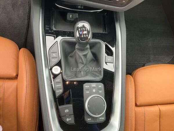 BMW Z4 sDrive20i M Sport / NP= 56.400,- / HiFi /