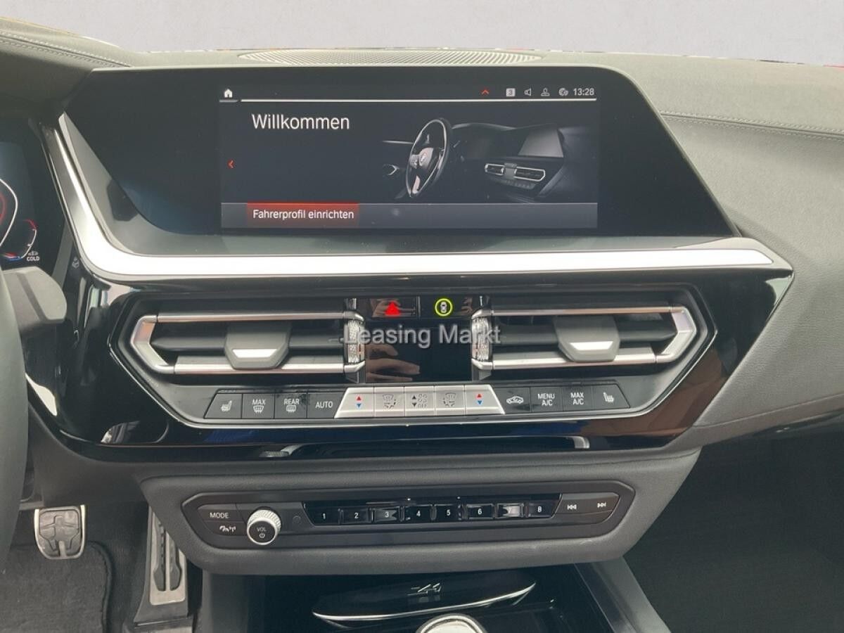 BMW Z4 sDrive20i M Sport / NP= 56.400,- / HiFi / BMW Z4 sDrive20i M Sport / NP= 56.400,- / HiFi /