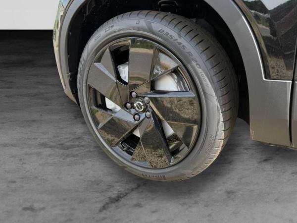 Volvo EX40 Single Extended Range Plus Black Edition+Wärmepumpe