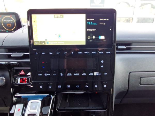 Hyundai STARIA Staria 7-Sitzer 1.6 T-GDI Signature PANO|BOSE