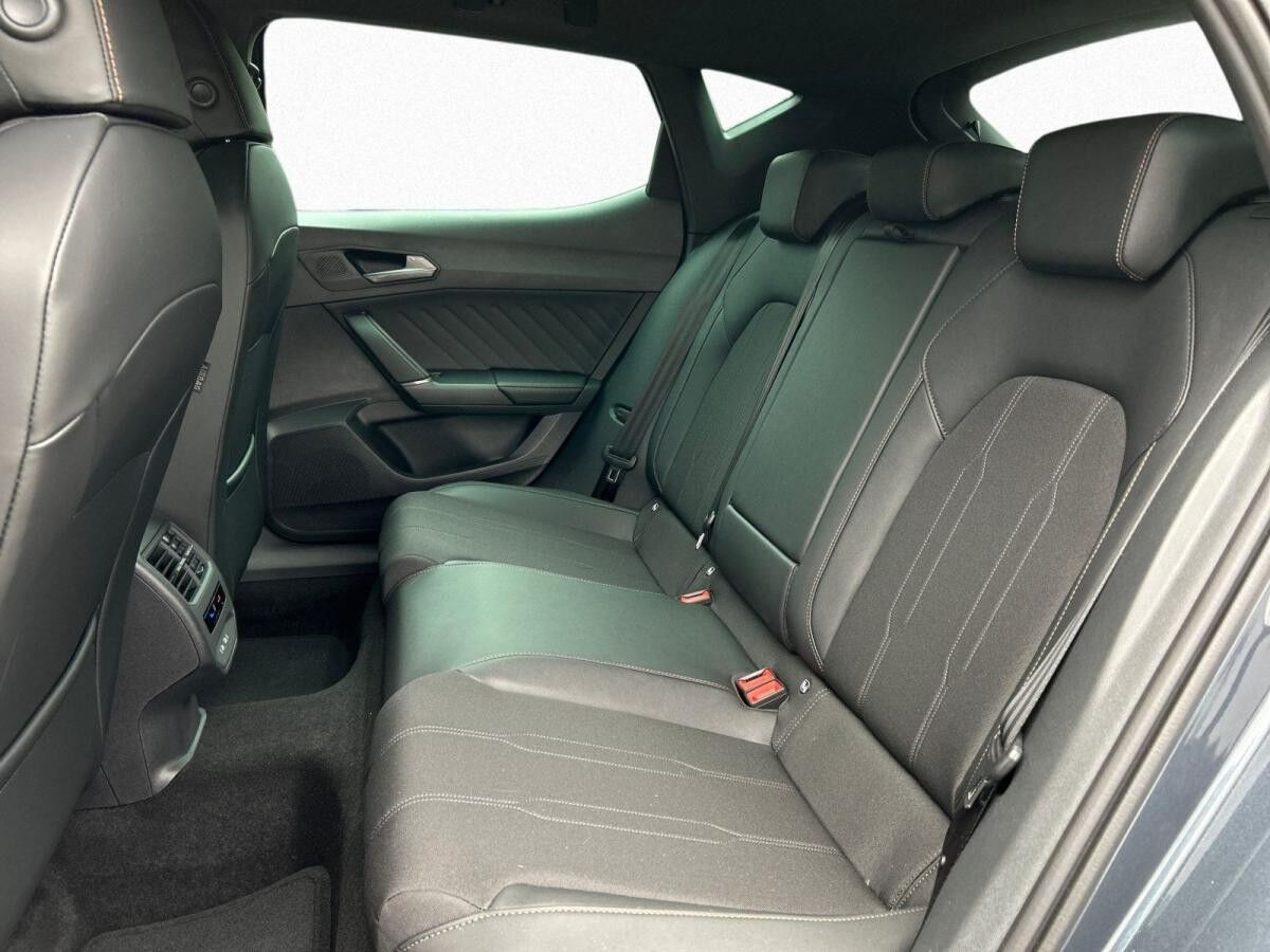 Cupra Leon 1.5 eTSI DSG Sennheiser