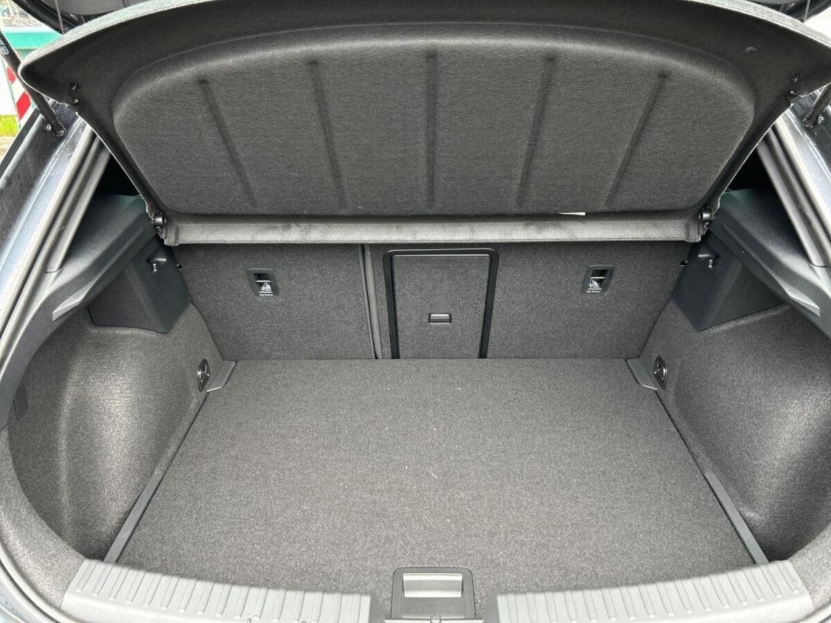 Cupra Leon 1.5 eTSI DSG Sennheiser