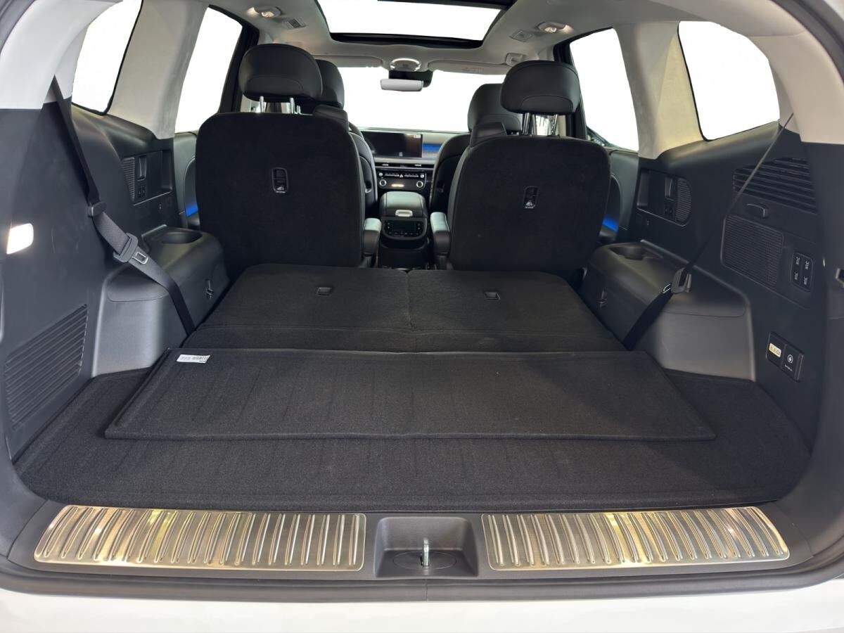 Hyundai IONIQ 9 226 kW 4WD Uniq 6-Sitzer  **SOFORT VERFÜGBAR** HUD Niveau El. Fondsitzverst. El. Panodach Navi Leder