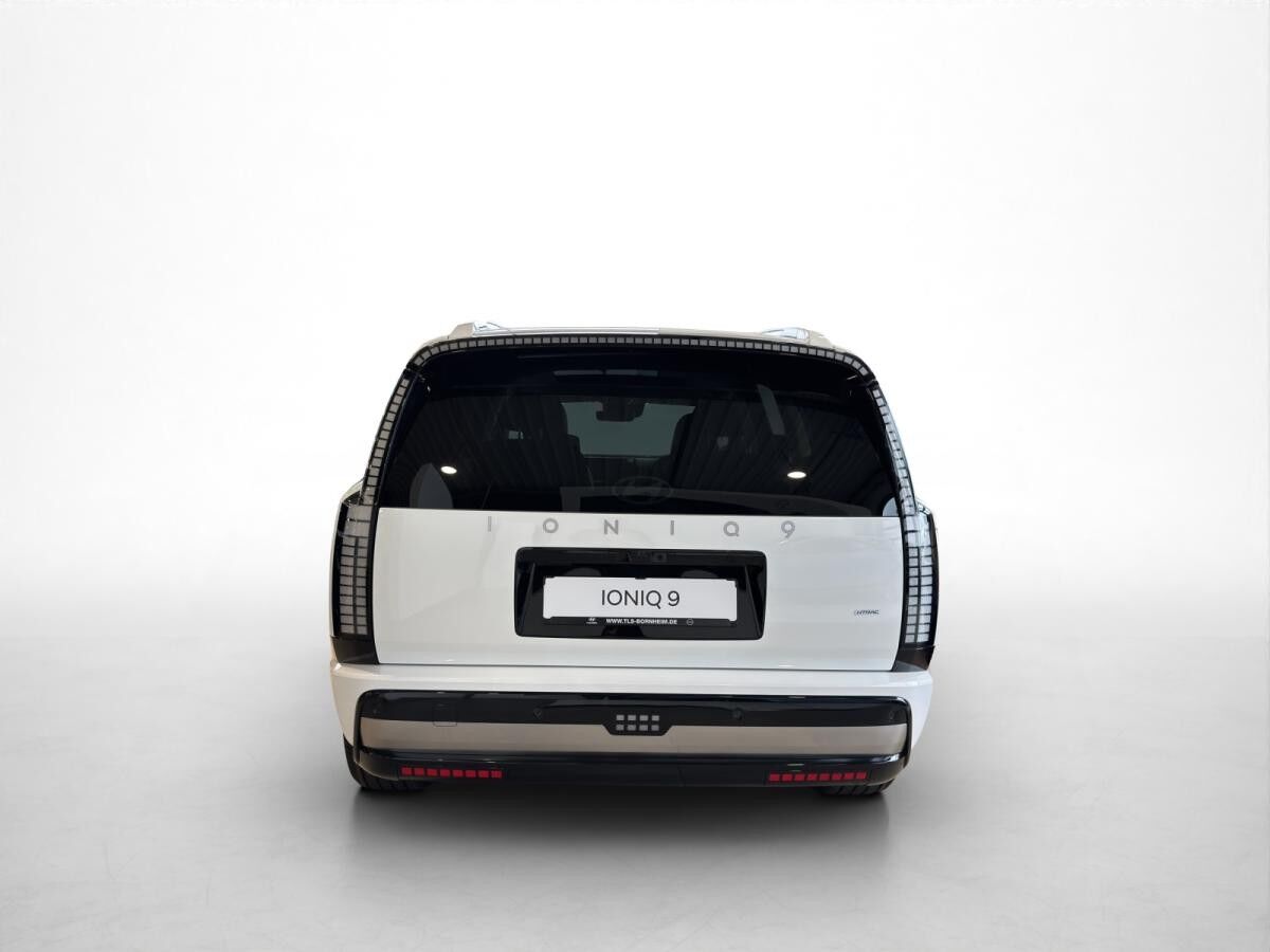 Hyundai IONIQ 9 226 kW 4WD Uniq 6-Sitzer  **SOFORT VERFÜGBAR** HUD Niveau El. Fondsitzverst. El. Panodach Navi Leder