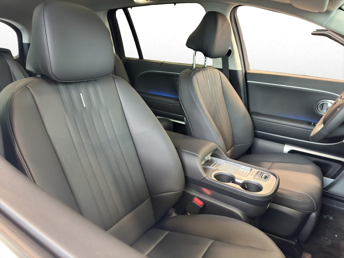 Hyundai IONIQ 9 226 kW 4WD Uniq 6-Sitzer  **SOFORT VERFÜGBAR** HUD Niveau El. Fondsitzverst. El. Panodach Navi Leder