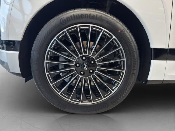Hyundai IONIQ 9 226 kW 4WD Uniq 6-Sitzer  **SOFORT VERFÜGBAR** HUD Niveau El. Fondsitzverst. El. Panodach Navi Leder