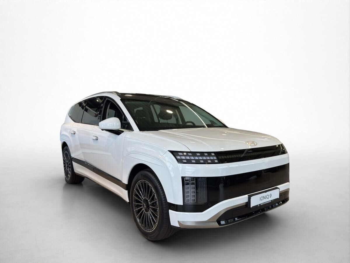 Hyundai IONIQ 9 226 kW 4WD Uniq 6-Sitzer  **SOFORT VERFÜGBAR** HUD Niveau El. Fondsitzverst. El. Panodach Navi Leder