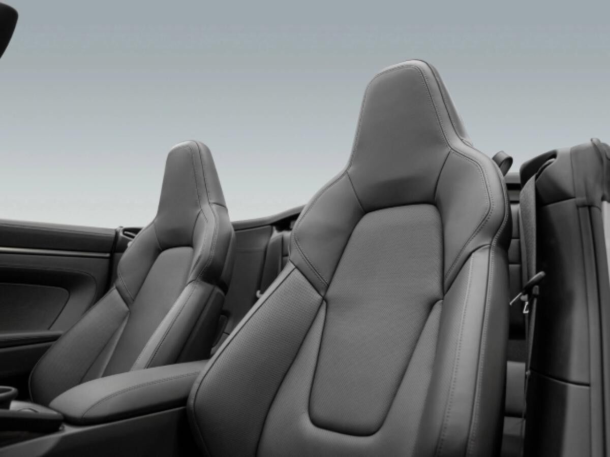 Porsche 992 Porsche 992 Carrera T Cabriolet – Exklusiv aus Stuttgart. Exklusiv von uns.