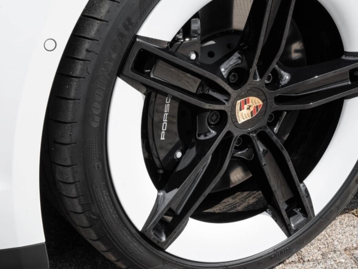 Porsche Taycan GTS - 0711 Leasing – Exklusiv. Direkt. Stuttgart.