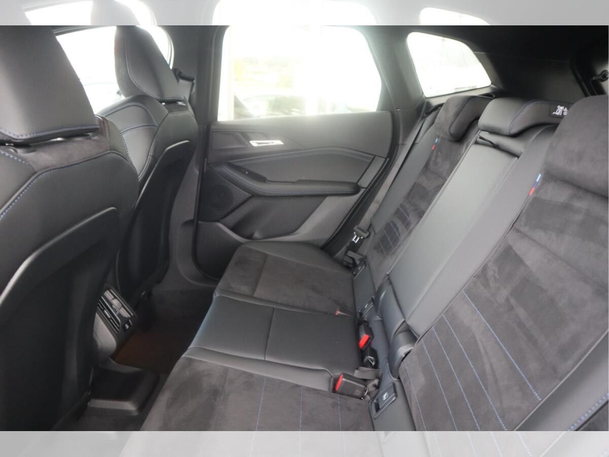 BMW 220 i Active Tourer/M-Sport/AHK/RFK/DrivingAss.Plus/Lenkradhzg./Adapt.LED