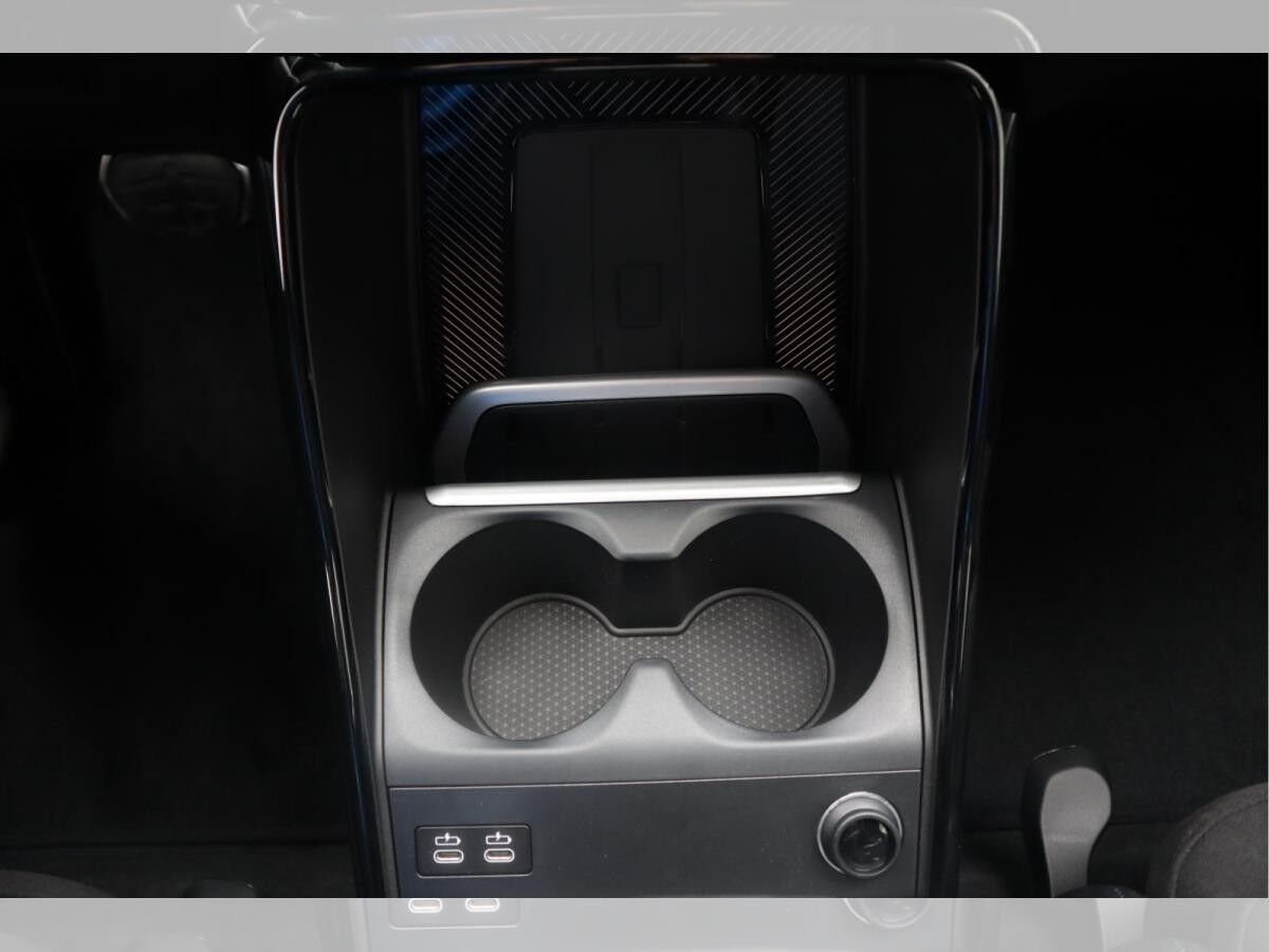 BMW 220 i Active Tourer/M-Sport/AHK/RFK/DrivingAss.Plus/Lenkradhzg./Adapt.LED