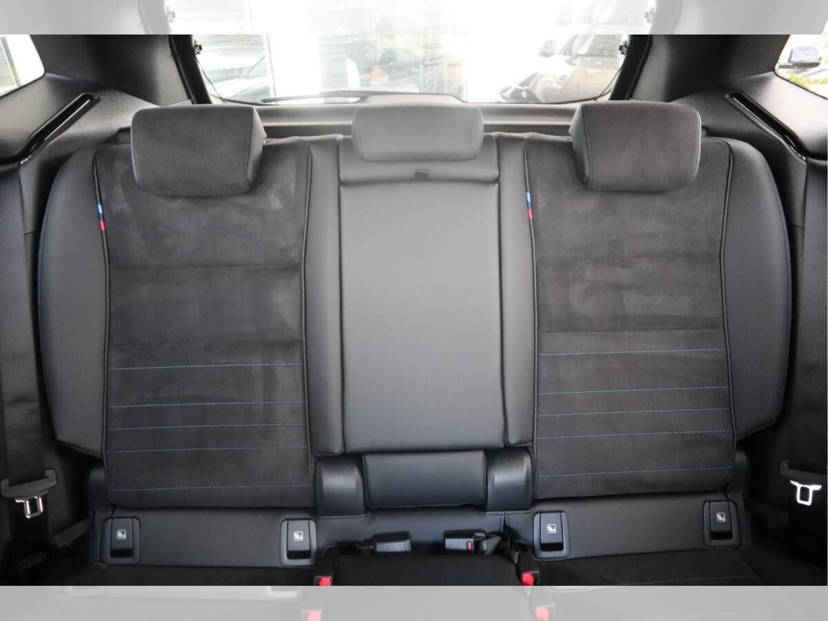 BMW 220 i Active Tourer/M-Sport/AHK/RFK/DrivingAss.Plus/Lenkradhzg./Adapt.LED