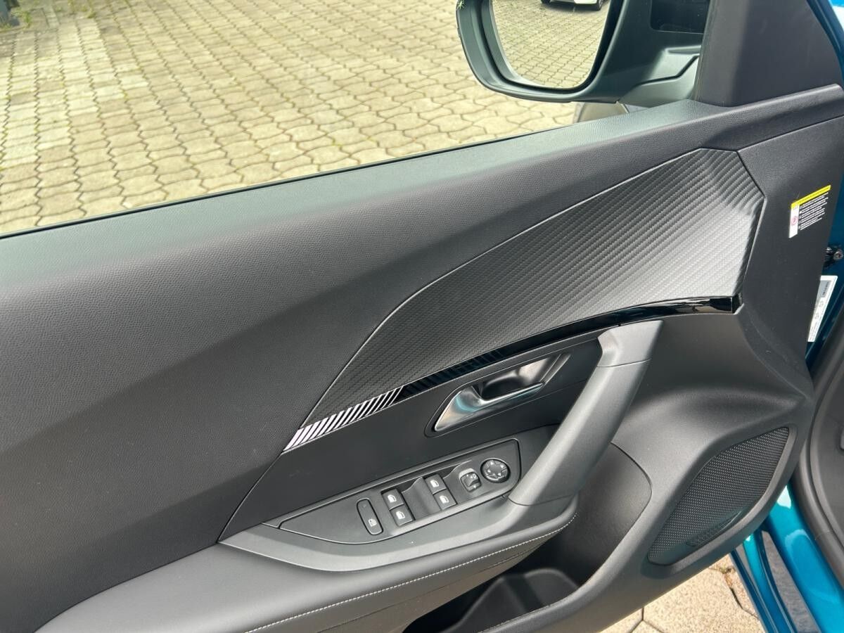 Peugeot 2008 E-2008 Allure 156 +11KW OBC+Navi+Keyless+EPH+SHZ