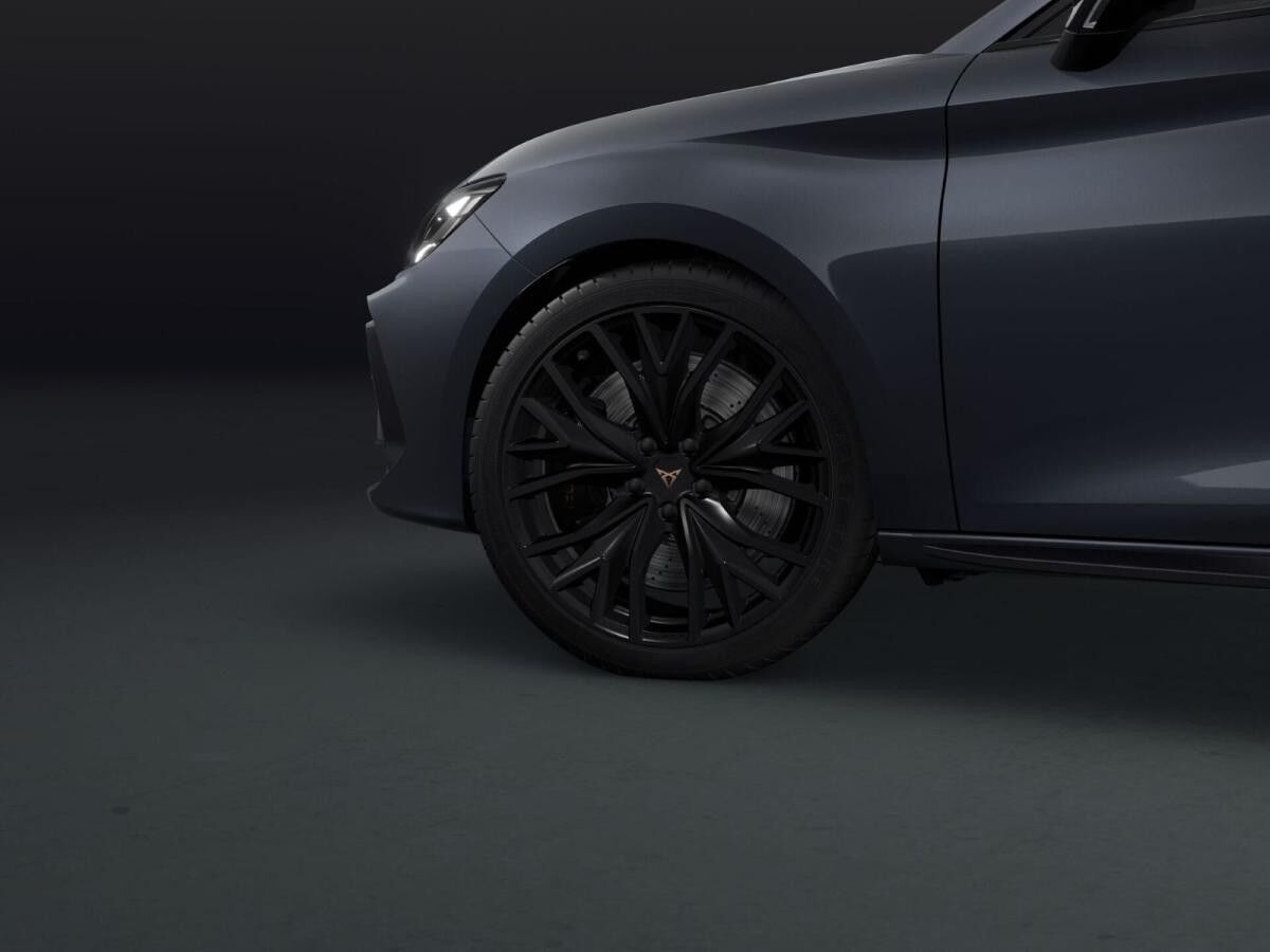 Cupra Leon Sportstourer 2.0 TSI DSG VZ 4Drive AHK Sennheiser