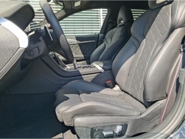 BMW M8 Competition Gran Coupe xDrive /Laser/360°/Softclose