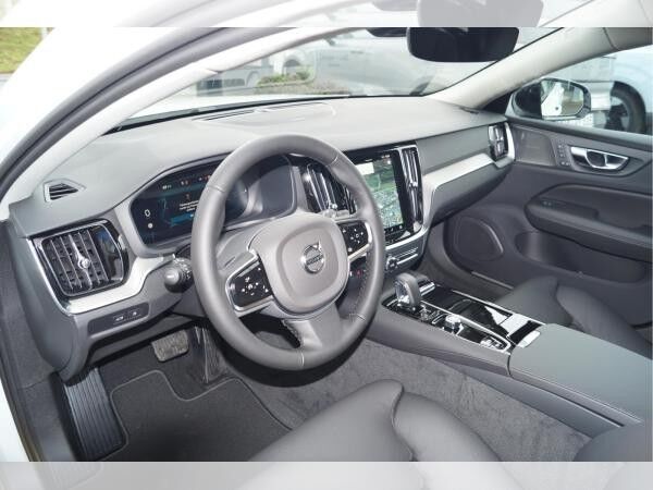 Volvo V60 T6 AWD Plug-in Hybrid Plus Dark Aut./AHK/360°Kamera/19" **PRIVAT**GEWERBE**