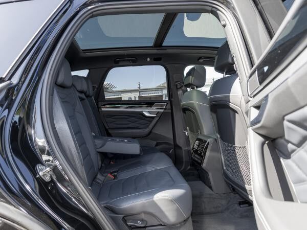 Volkswagen Touareg 3,0 TSI R-Line [DYNAUDIO Consequence] [Massagesitze] [Anhängerkupplung]