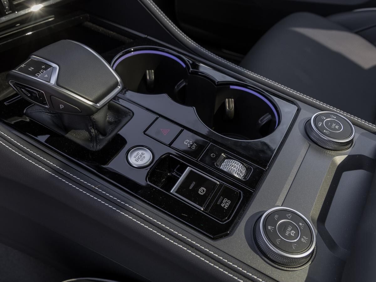 Volkswagen Touareg 3,0 TSI R-Line [DYNAUDIO Consequence] [Massagesitze] [AHK]