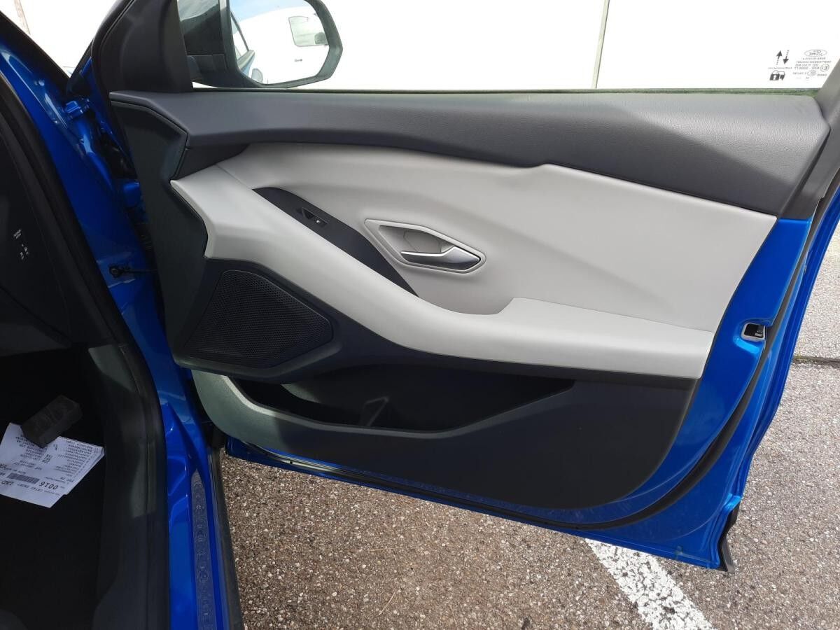 Ford Explorer RWD H ACC 19 Zoll Räder Klima