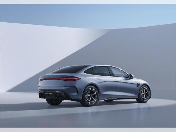 BYD SEAL Comfort 460km Reichweite 61,4 kWh❗ohne Anzahlung ❗| 360 Kamera | Pano | Lenkradheizung | Sitzheiz