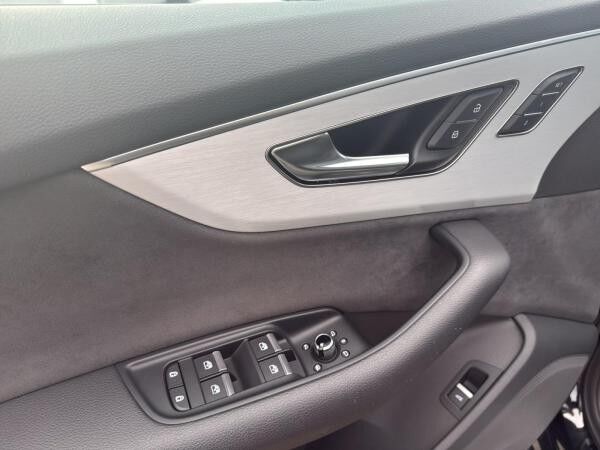 Audi Q7 SUV S line 45 TDI qu. tiptr. Luft HUD PANO 20
