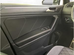 Volkswagen Tiguan 1.4 eHybrid R-Line AHK Matrix LM 19" Navi RFK ACC