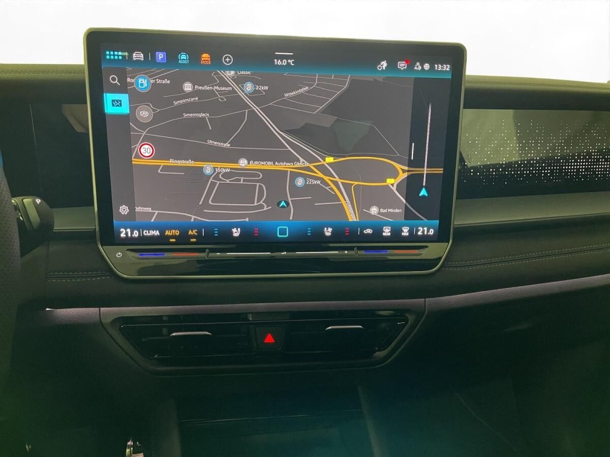 Volkswagen Tayron 2.0 TSI 4M R-Line AHK Pano Matrix LM 20" 360°