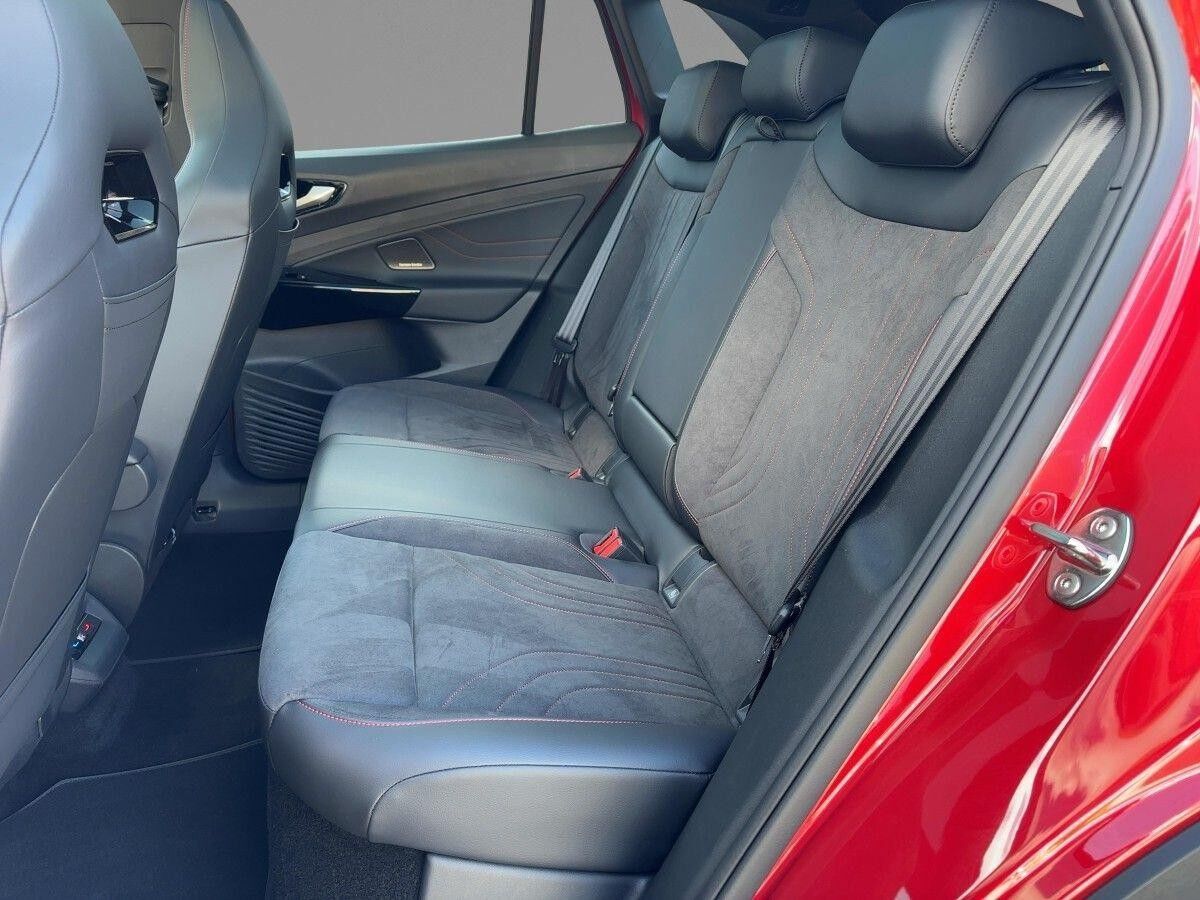 Volkswagen ID.4 GTX IQ DCC AHZV PANO AREA HARMAN WÄRMEPUMPE Volkswagen ID.4 GTX IQ DCC AHZV PANO AREA HARMAN WÄRMEPUMPE