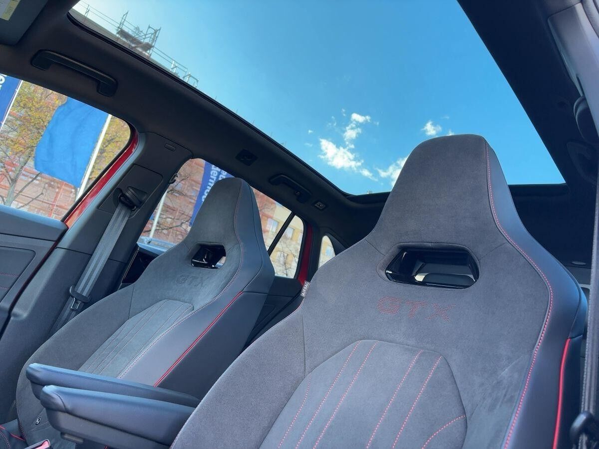 Volkswagen ID.4 GTX IQ DCC AHZV PANO AREA HARMAN WÄRMEPUMPE Volkswagen ID.4 GTX IQ DCC AHZV PANO AREA HARMAN WÄRMEPUMPE