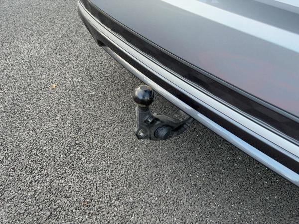 Audi A5 Avant TFSI S tronic AHZV LED -SW