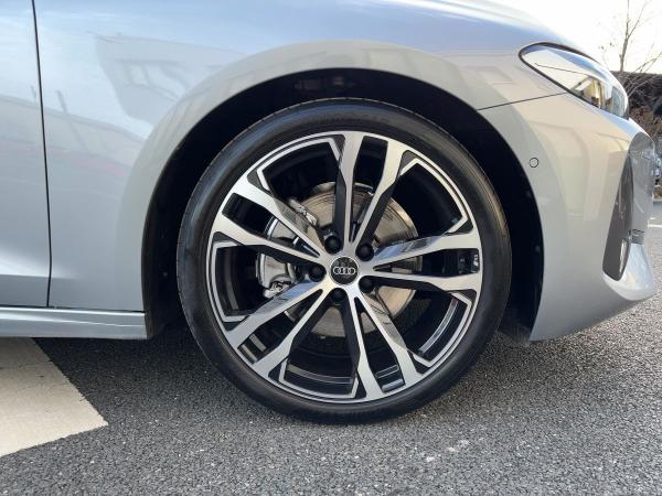 Audi A5 Avant TFSI S tronic AHZV LED -SW