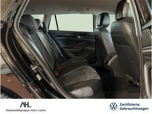 Volkswagen Passat Variant 2.0 TDI Business DSG AHK LED ACC Navi App-Connect