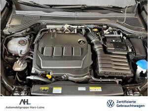 Volkswagen Passat Variant 2.0 TDI Business DSG AHK LED ACC Navi App-Connect