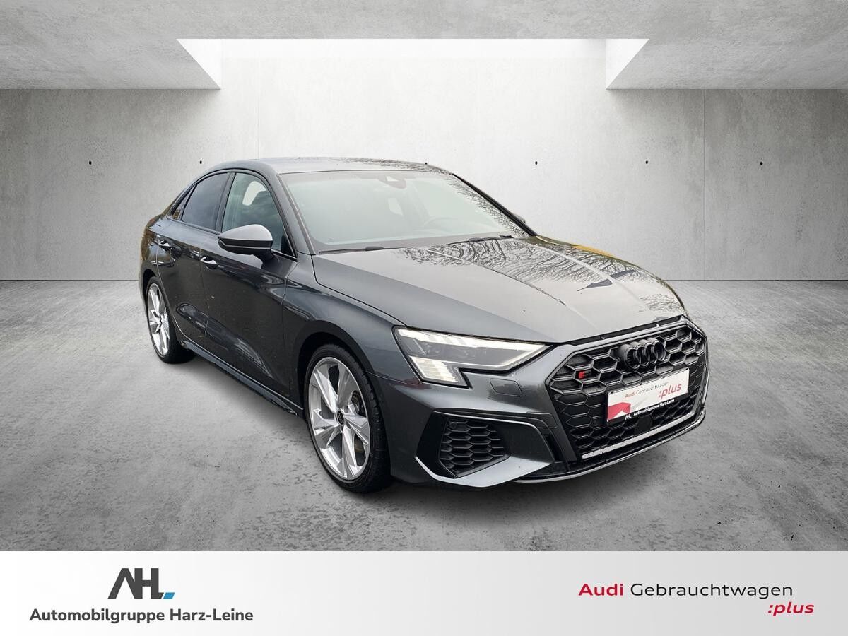Audi S3 Limousine 2.0 TFSI quattro S-tronic Matrix Navi ACC RFK B&O