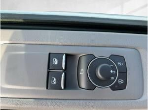 Volkswagen Caravelle T7Life 2.0 TDI langer Radstand