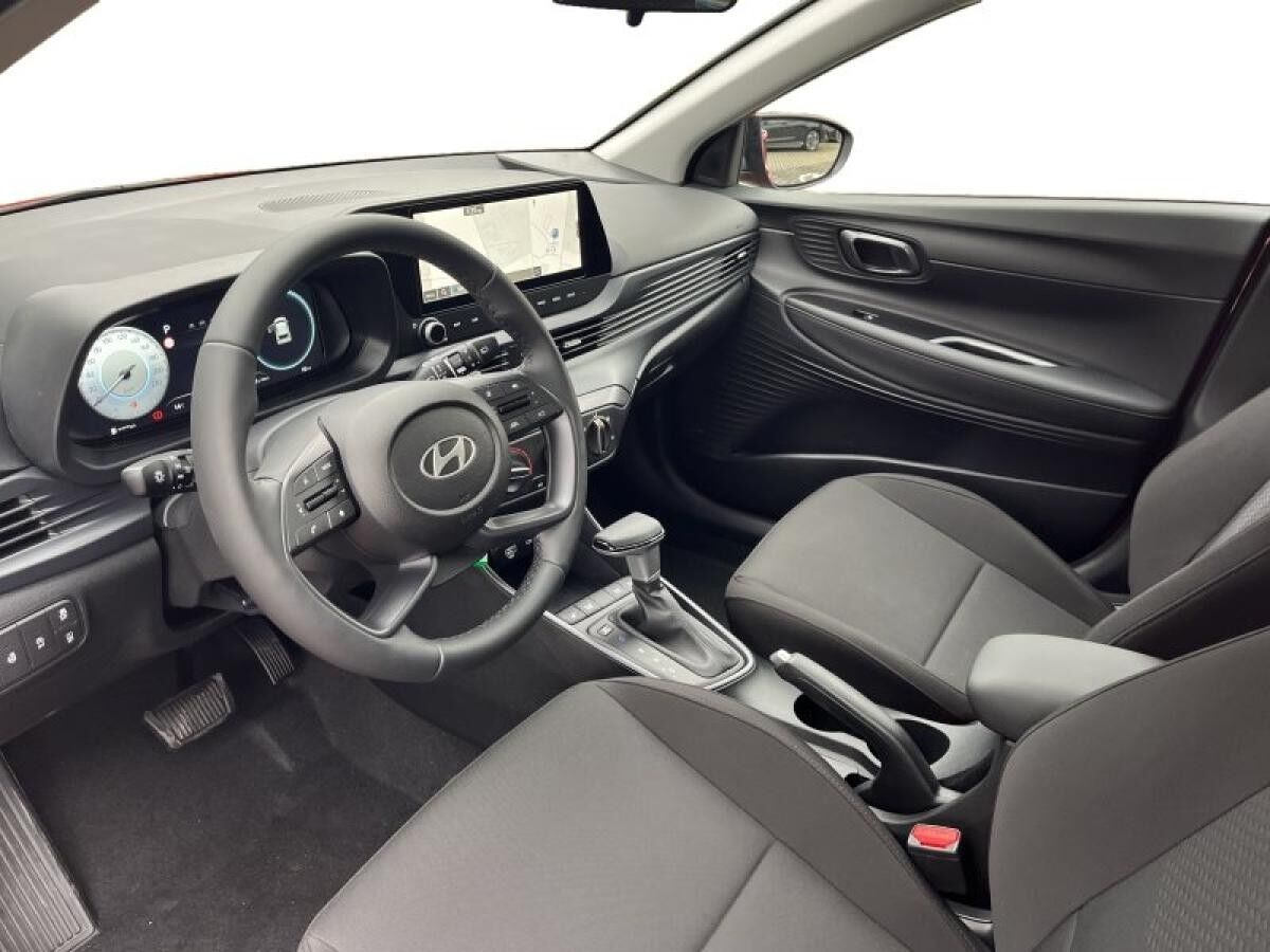 Hyundai i20 1.0 Automatik TREND BOSE NAVI KAMERA SHZ