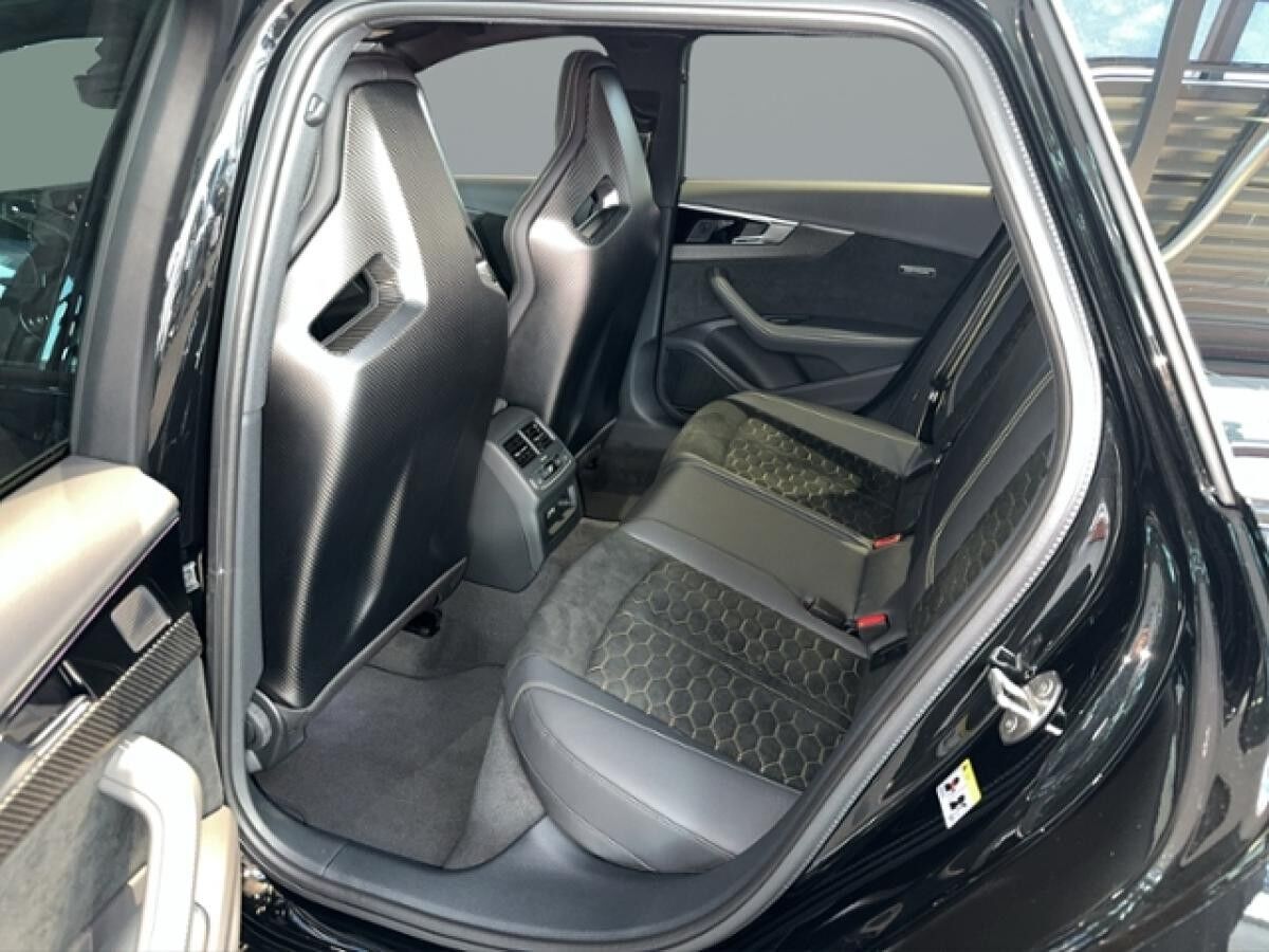 Audi RS4 Avant edition 25 years 346(470)kW(PS) tiptro