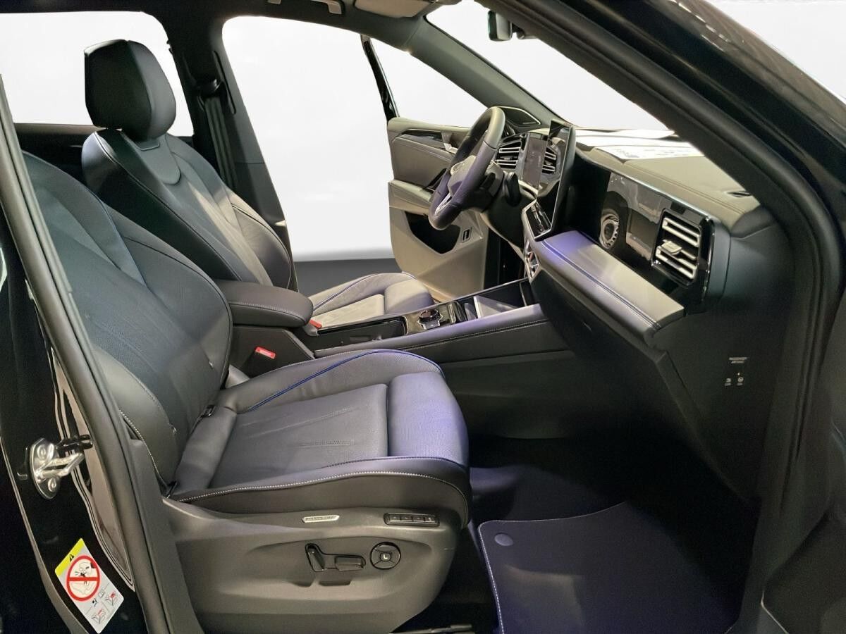 Volkswagen Tiguan R-Line 1,5 eHybrid DSG | Leder | Pano Volkswagen Tiguan R-Line 1,5 eHybrid DSG | Leder | Pano