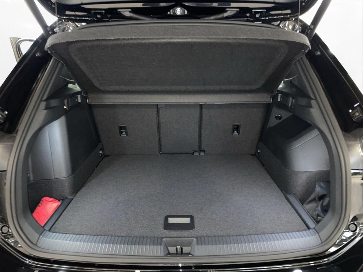 Volkswagen Tiguan R-Line 1,5 eHybrid DSG | Leder | Pano Volkswagen Tiguan R-Line 1,5 eHybrid DSG | Leder | Pano