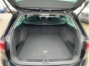 Volkswagen Passat Variant Variant 1.5 TSI Business OPF Navi Volkswagen Passat Variant Variant 1.5 TSI Business OPF Navi