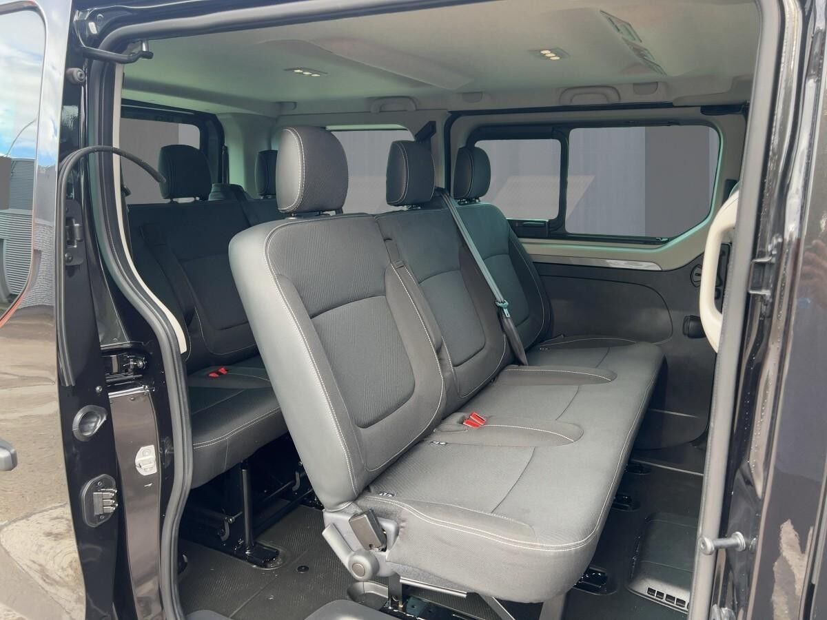 Renault Trafic 2.0 dCi 150 L1H1 Evolution