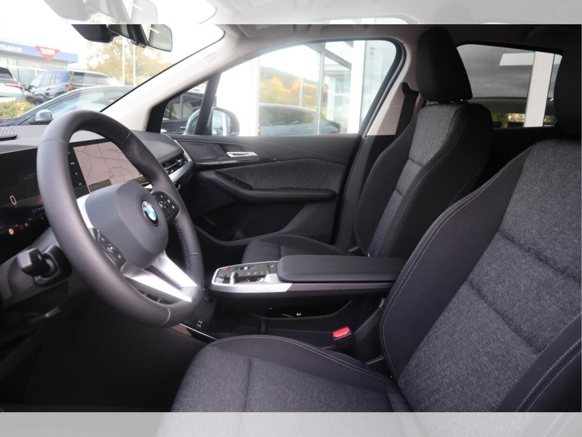 BMW 218 i Active Tourer/RFK/AHK/SHZ/Adapt.LED/Driving Ass.