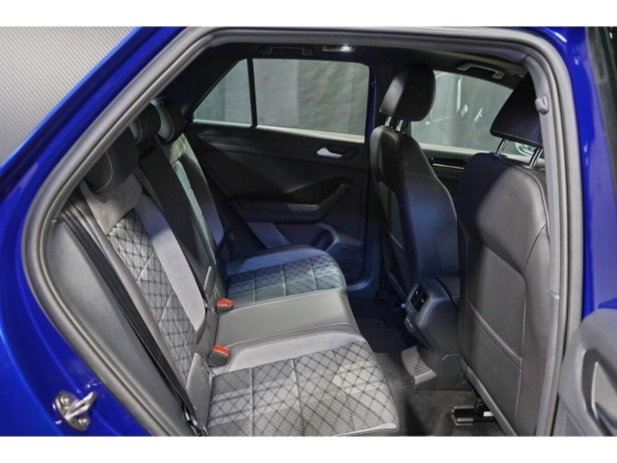 Volkswagen T-Roc R-Line 1.5 TSI OPF DSG Black Style IQ.LIGHT