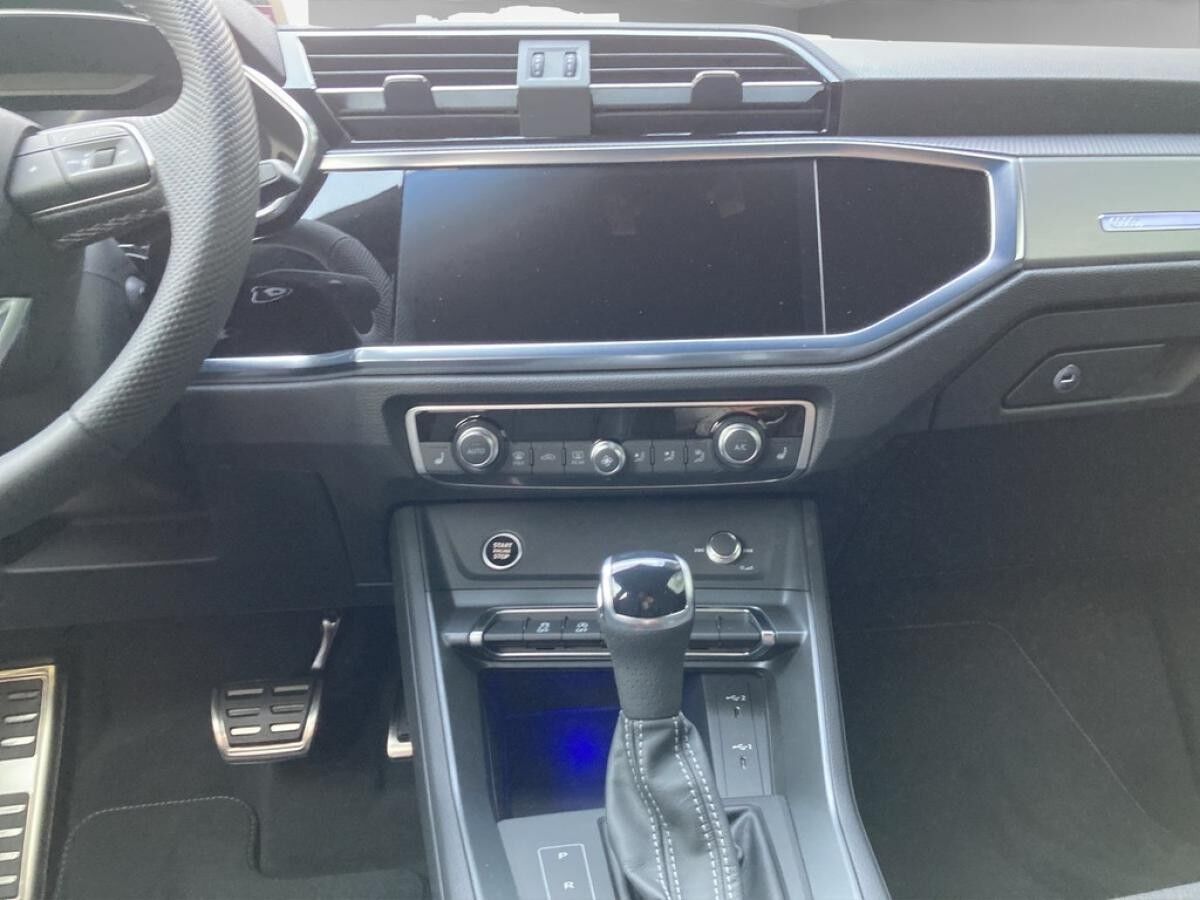 Audi Q3 35 TDI *Tageszulassung - sofort verfügbar*