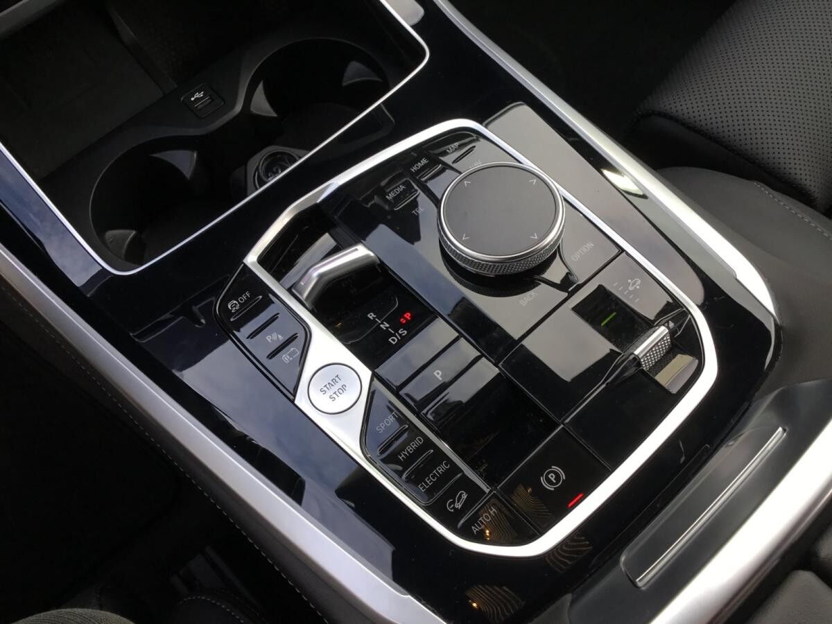 BMW X5 xDrive50e M SPORT PRO+PANO+AHK+PAP+HK SOUND