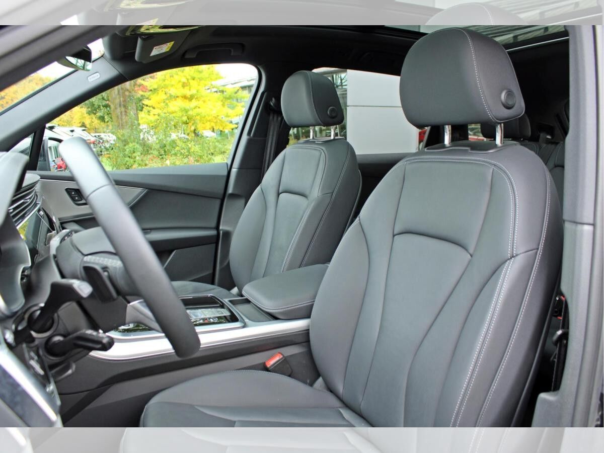 Audi Q7 50TDI qu S LINE BLACK AHK PANO HuD 7-SITZER